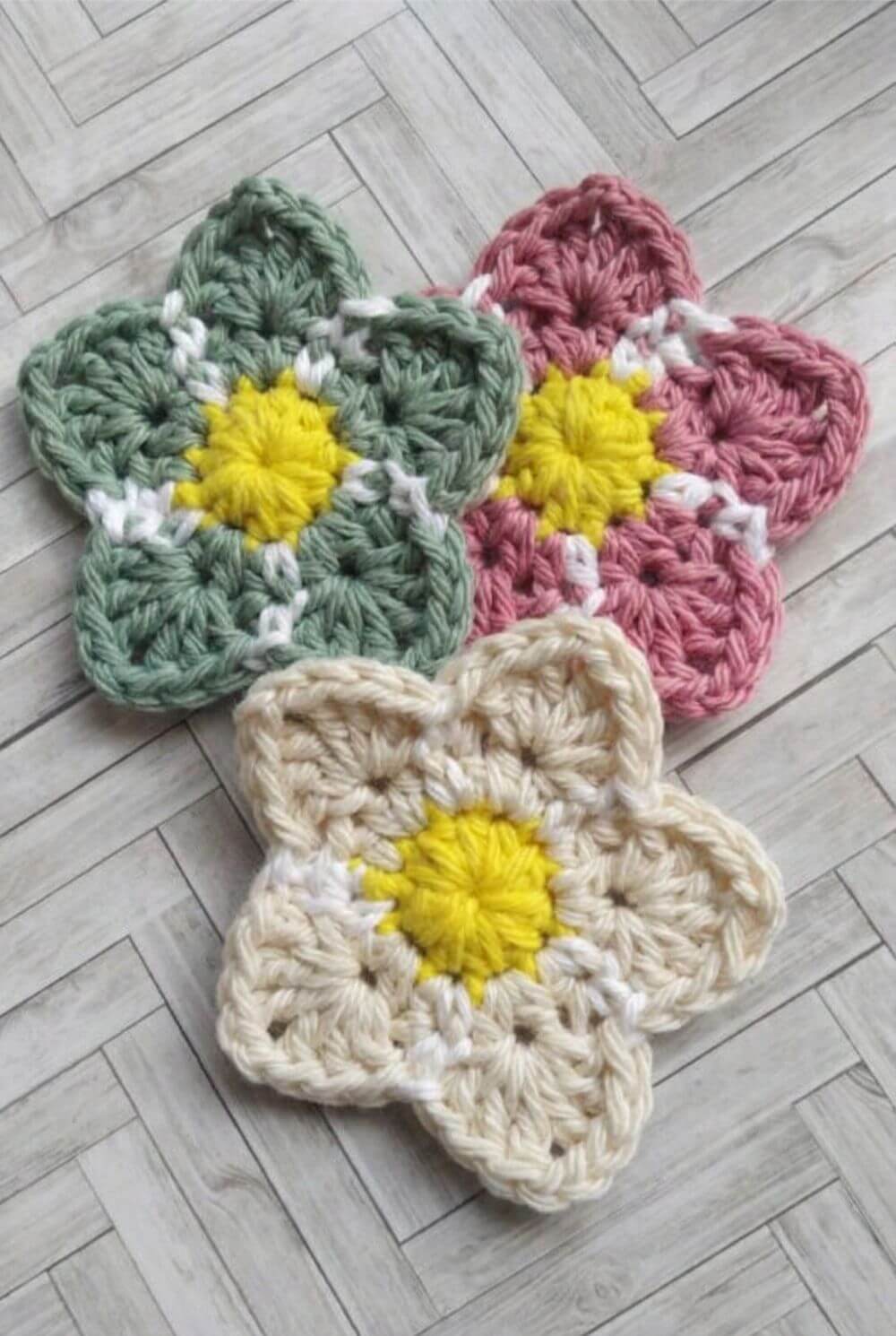 Forget-me-not applique pattern