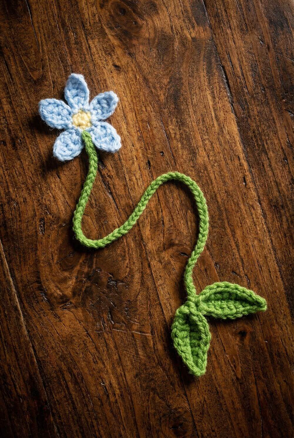 Forget-me-not flower bookmark pattern